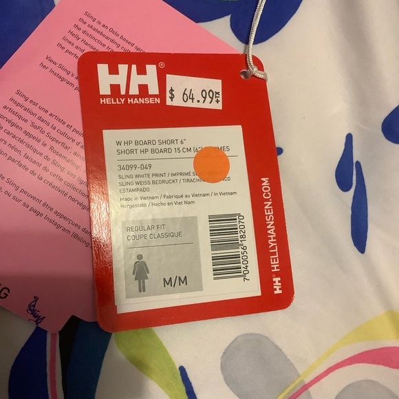 HELLY HANSEN SLING WHITE WITH FLORAL PRINT BOARD SHORTS/ NWT/ Size M - Picture 9 of 10